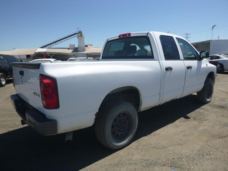 2007-dodge-ram-1500-image-3