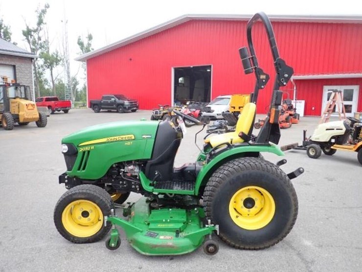 john-deere-200-image-5