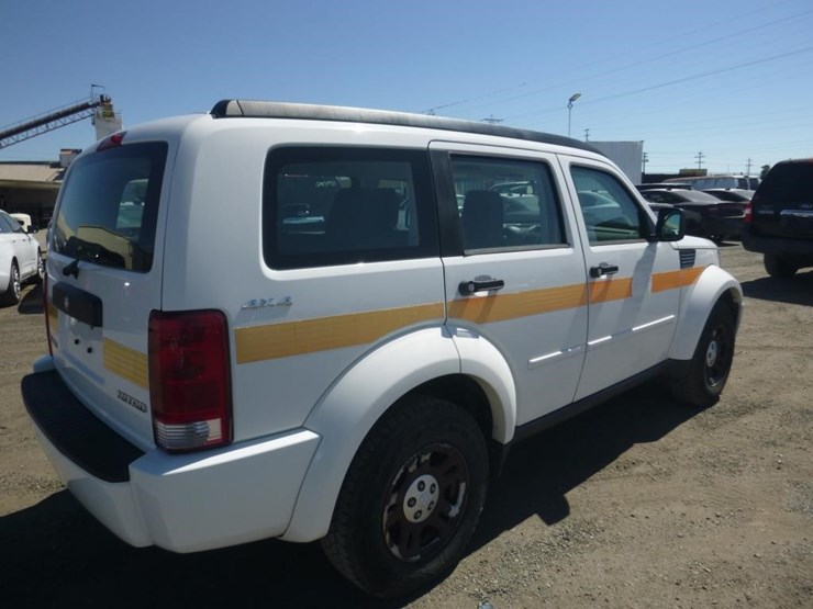 2009-dodge-nitro-image-3