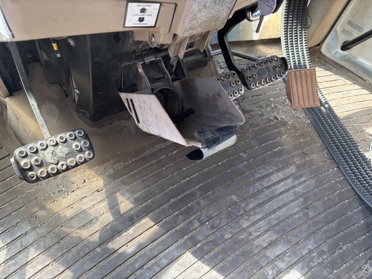 john-deere-6410-image-47