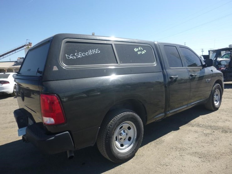 2015-dodge-1500-image-3
