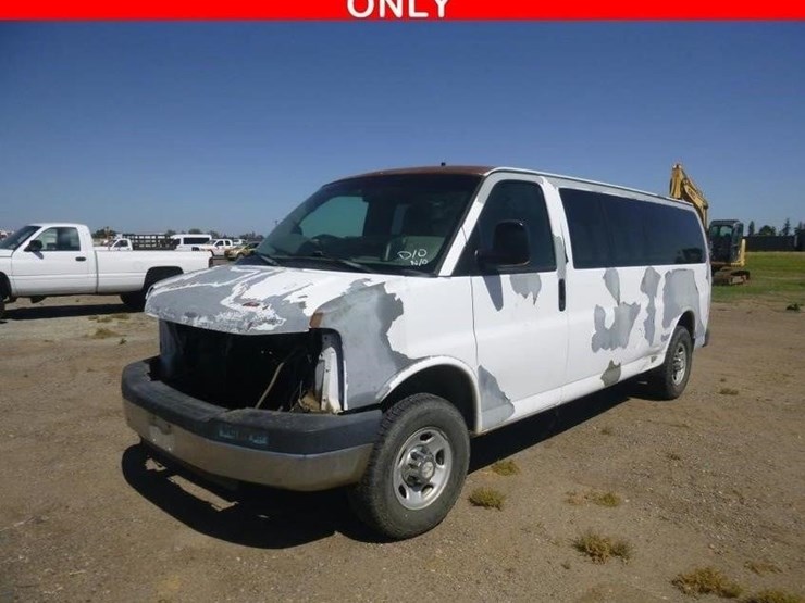 2007-chevrolet-express-g3500-image-1