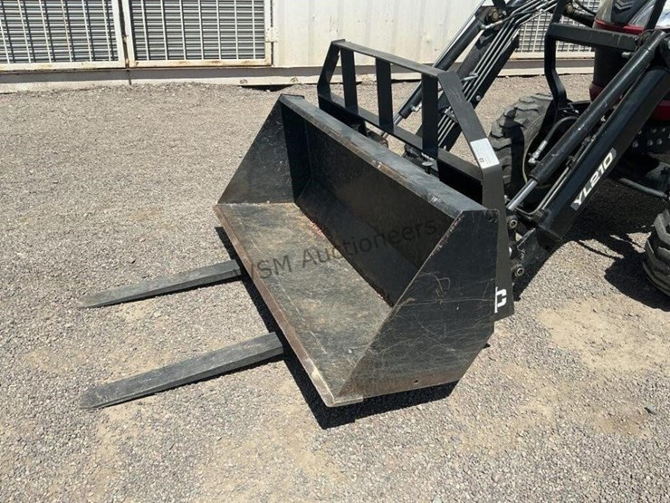 yanmar-sa424-loader-tractor-image-10