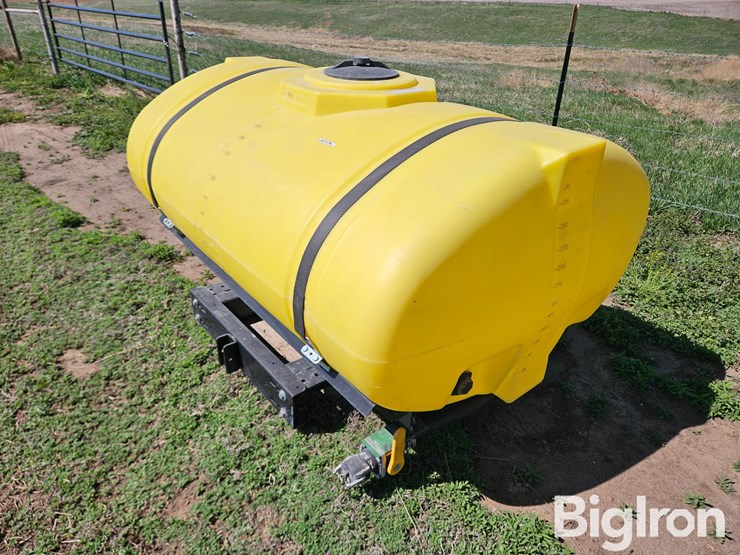 demco-300-gal-front-mount-tractor-tank-image-9