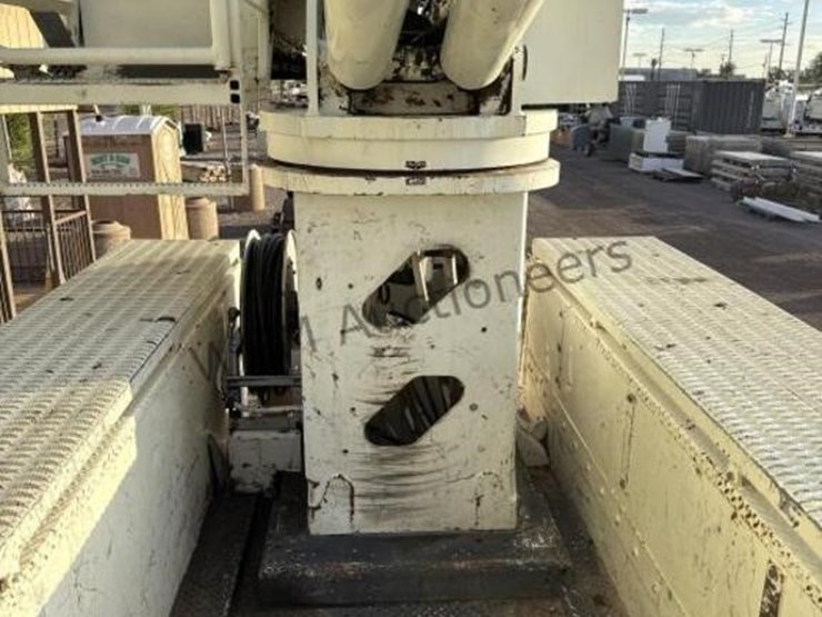 2009-international-workstar-7600-image-19