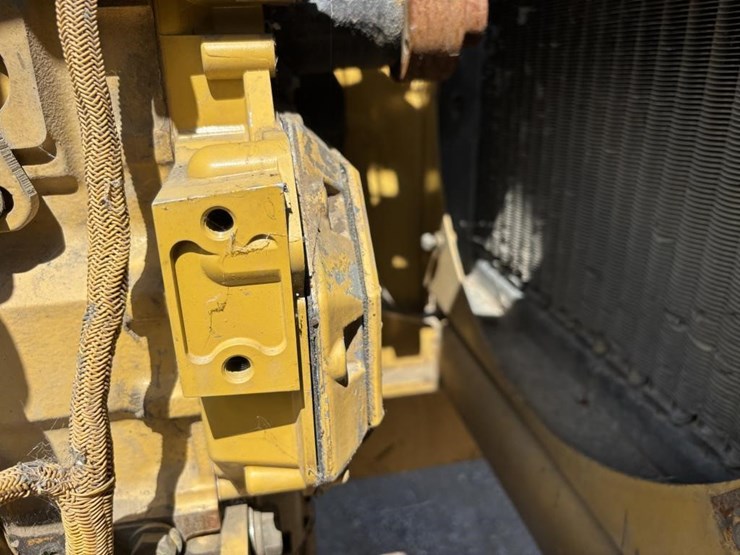 caterpillar-cp-433c-image-29
