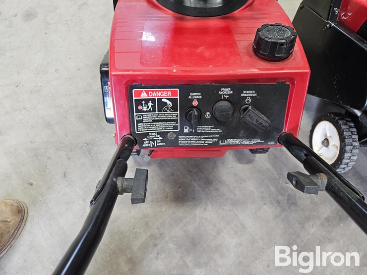 toro-snow-blowers-image-12