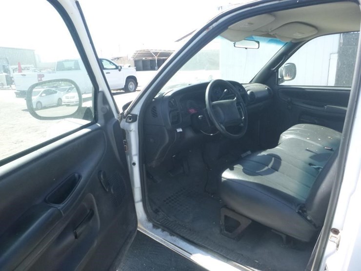 1999-dodge-ram-1500-image-5