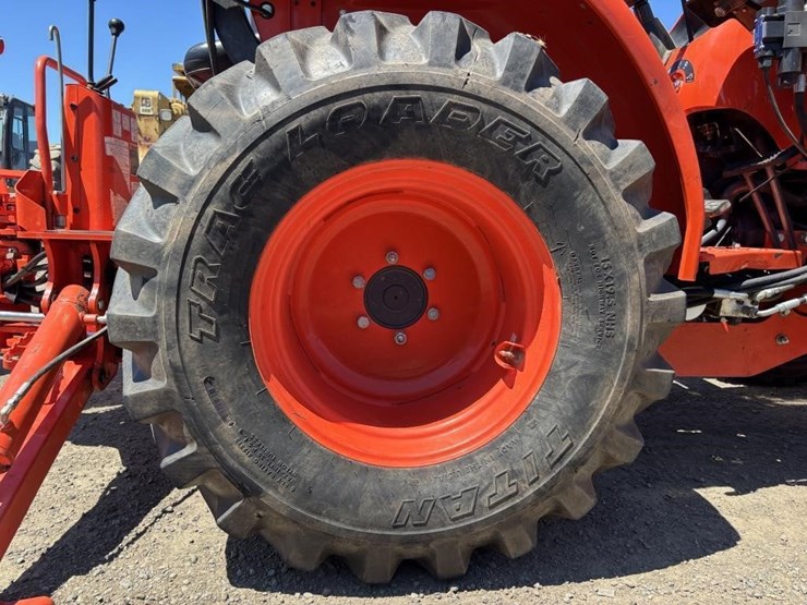 2013-kubota-l3800d-image-32