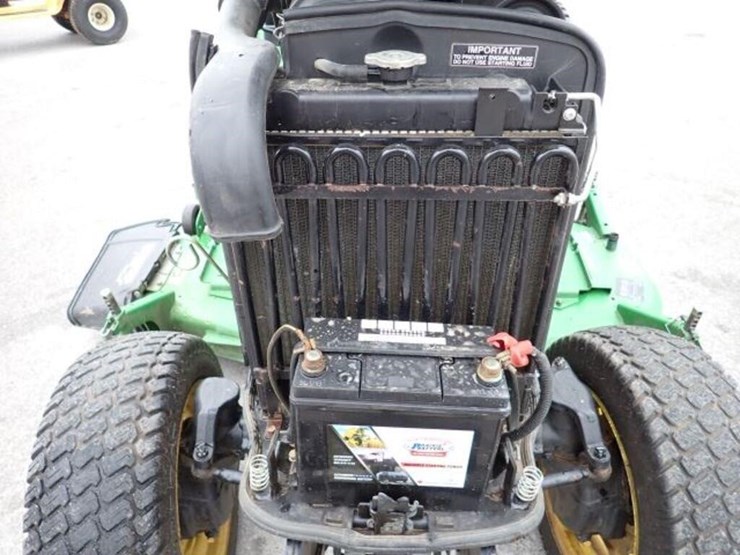 john-deere-200-image-32