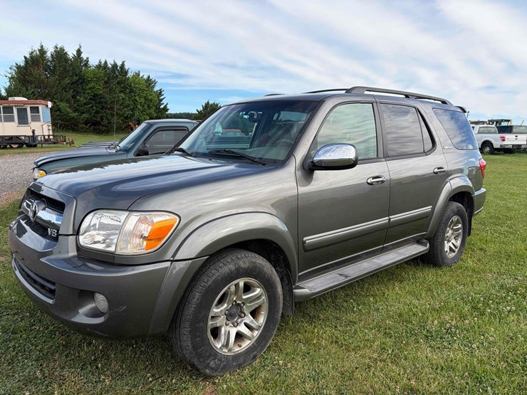 2007-toyota-sequoia-image-1