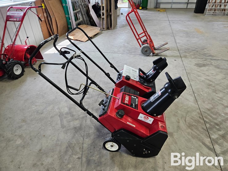 toro-snow-blowers-image-4
