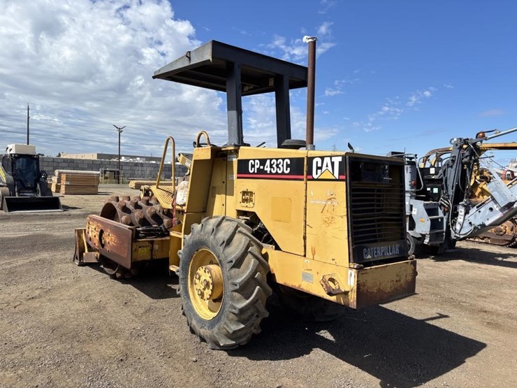 caterpillar-cp-433c-image-4