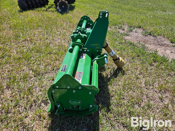 john-deere-665-image-4