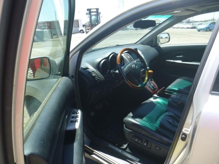2006-lexus-rx330-image-5