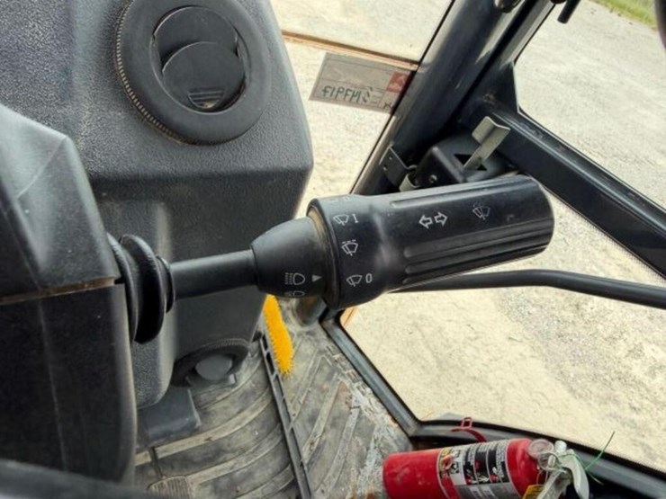 2018-deere-310sl-image-14