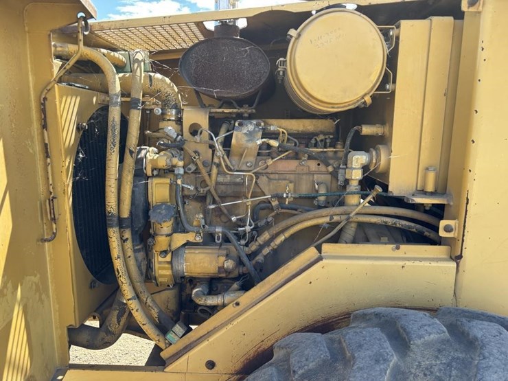 caterpillar-cp-433c-image-35