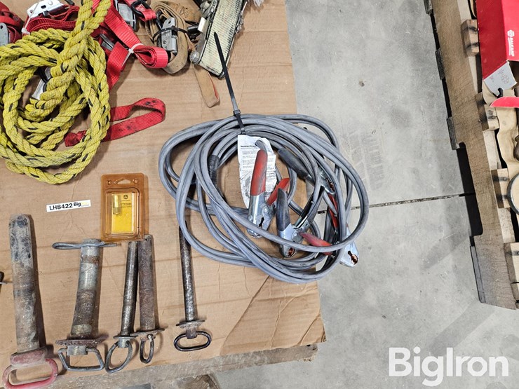 hitch-pins,-hitches,-and-other-items-image-10
