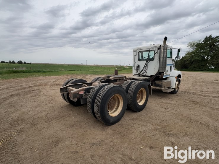 1992-freightliner-fld112-image-5