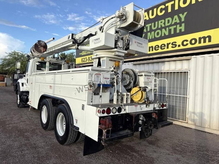 2009-international-workstar-7600-image-8