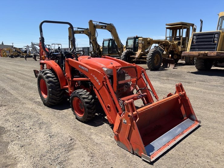 2013-kubota-l3800d-image-2