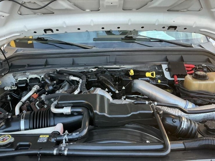 2012-ford-f550-image-15