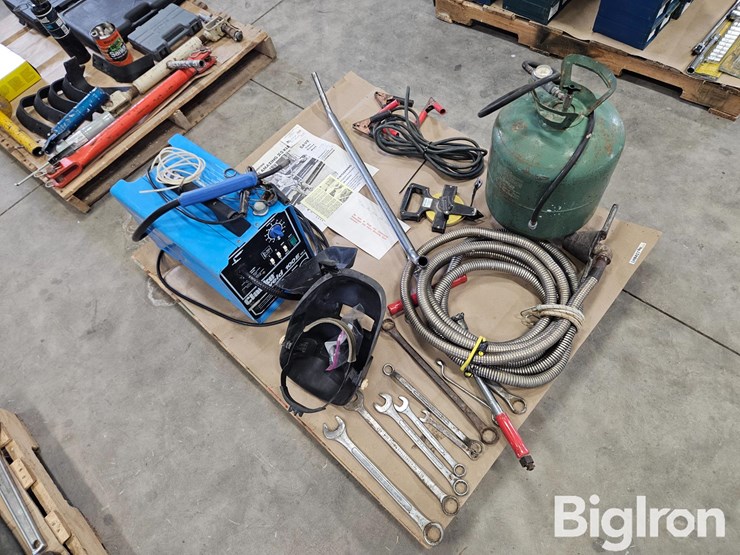 mig-welder-and-other-tools-image-2