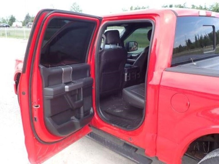 2016-ford-f150-image-24