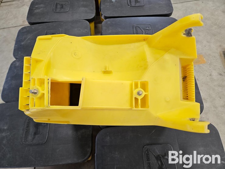 john-deere-planter-seed-boxes-image-7
