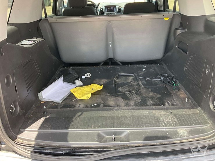 2017-ford-explorer-image-32