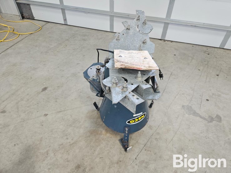 neco-sp3a-grain-spreader-image-3