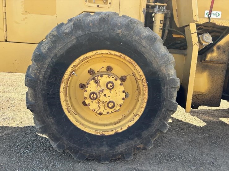caterpillar-cp-433c-image-16