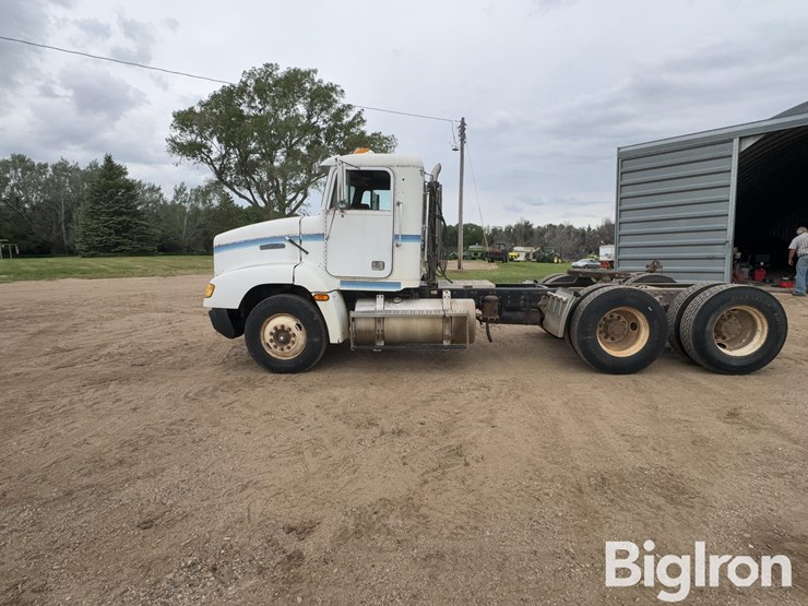 1992-freightliner-fld112-image-8