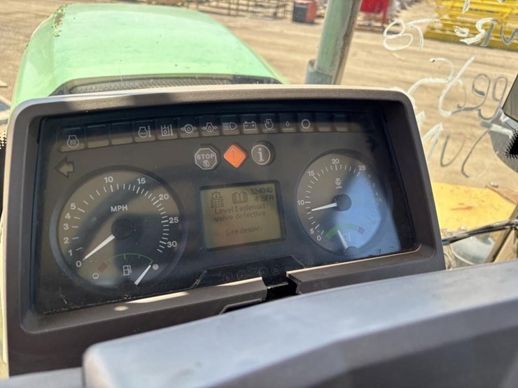 2006-john-deere-7220-image-28