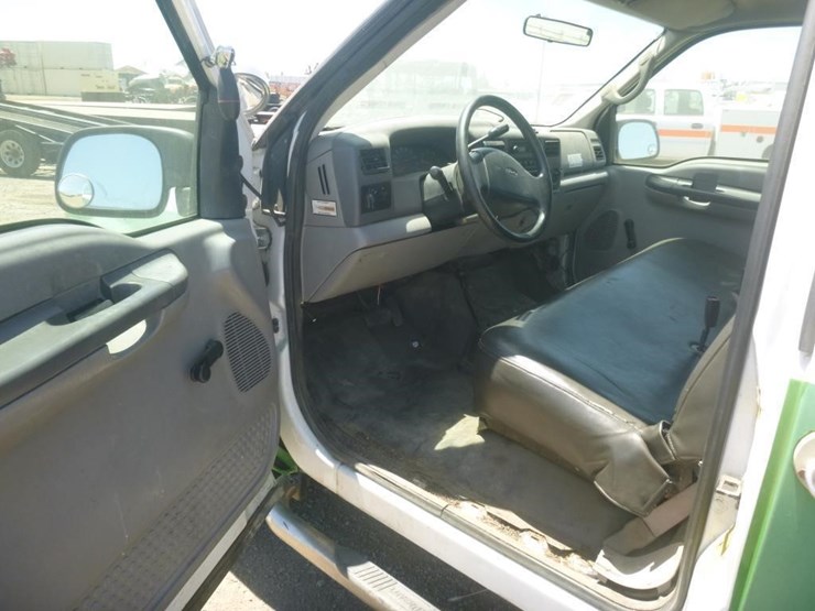 2001-ford-f250-image-9