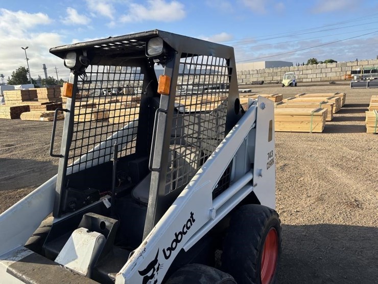 bobcat-743-image-21