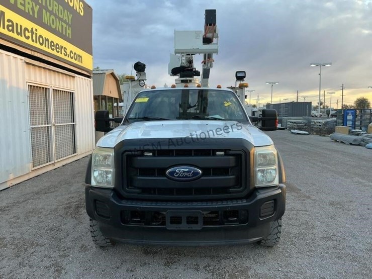 2012-ford-f550-image-3