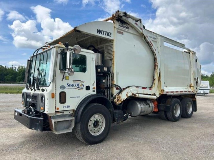 2020-mack-terrapro-tri/a-garbage-truck-1m2te1gc0lm-image-1