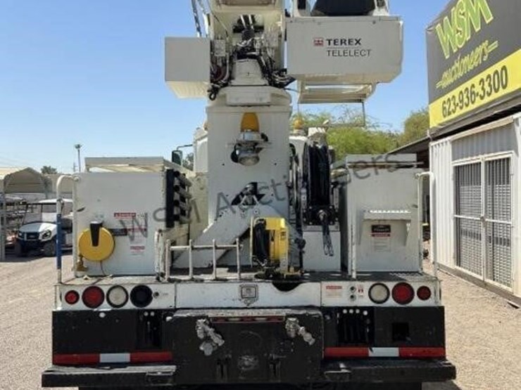 2009-international-workstar-7600-image-6