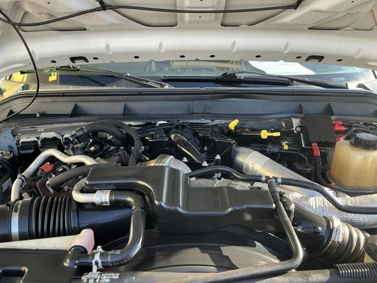 2016-ford-f550-image-14