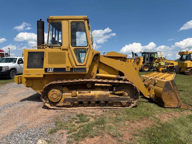 1990-caterpillar-943-image-6