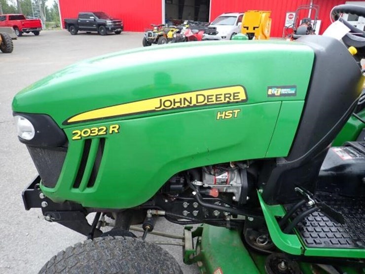john-deere-200-image-59