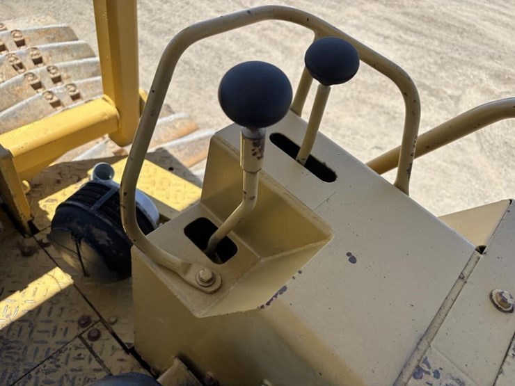 caterpillar-d3b-image-25