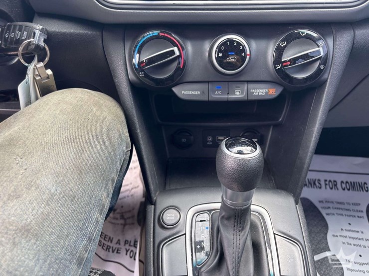 2019-hyundai-kona-sedan-image-11