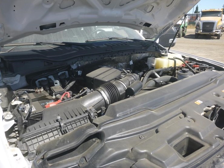 2022-ford-f450-image-22