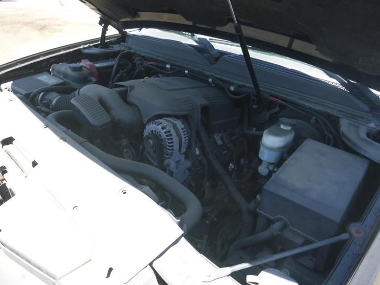 2007-chevrolet-tahoe-image-10