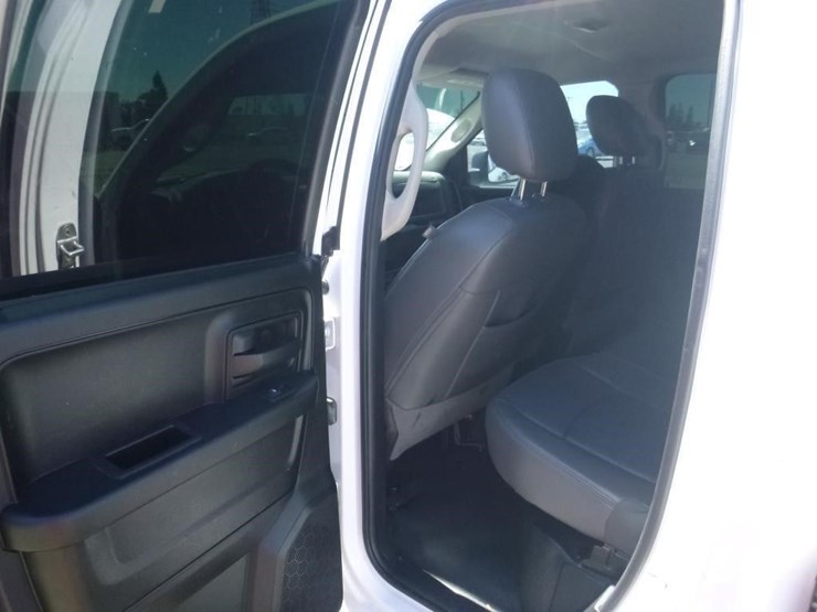2014-dodge-1500-image-7