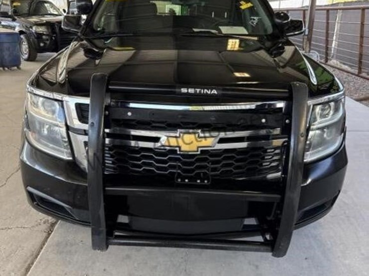 2019-chevrolet-tahoe-image-4