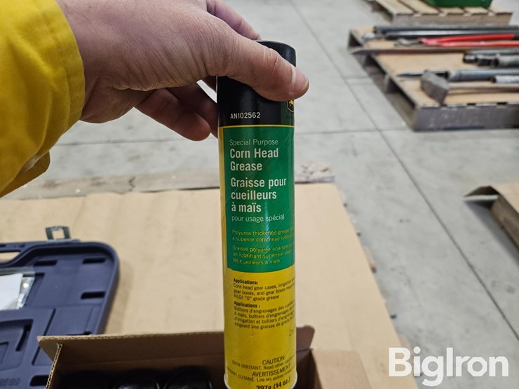 lincoln-electric-cordless-grease-gun-w/-grease-image-10