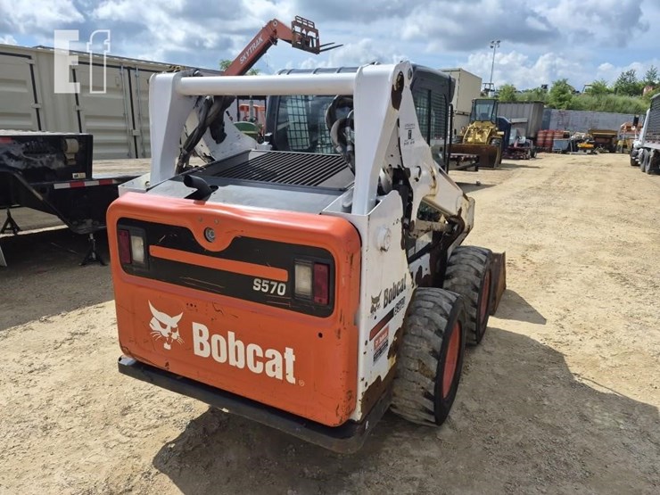 2013-bobcat-s570-image-8